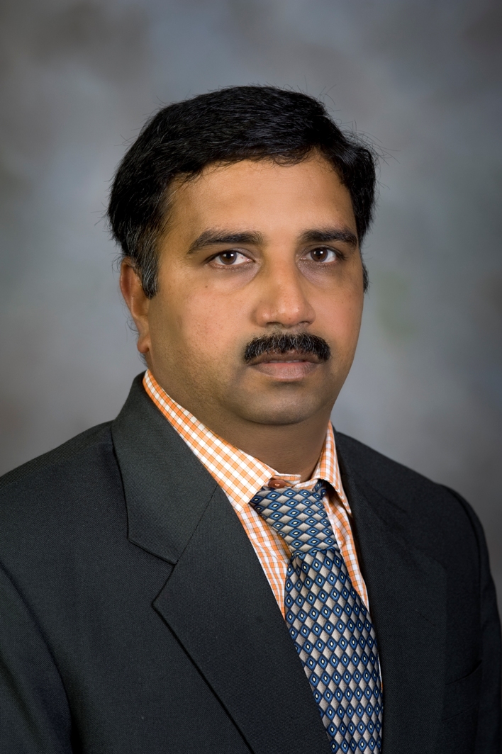 Dr.Ravindra Naik