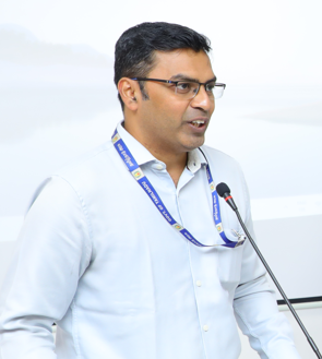 Dinesh K Sundaravelu